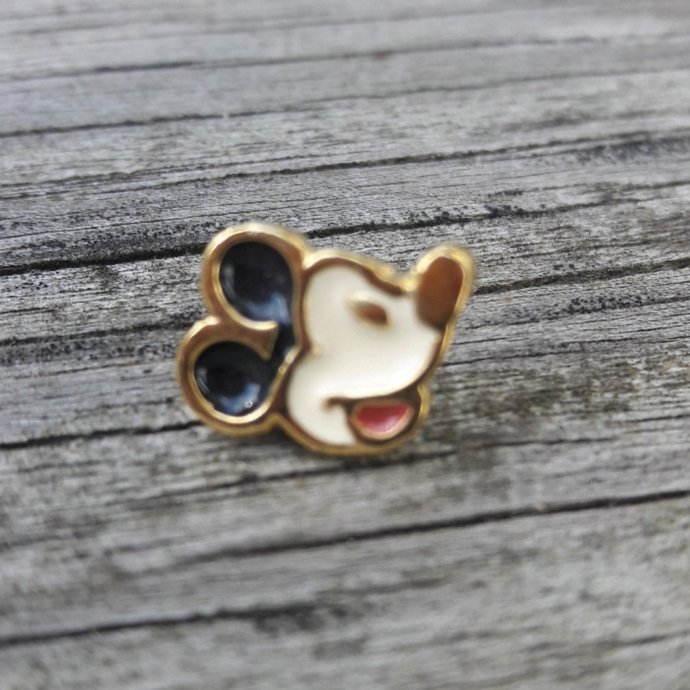Vintage Mickey Mouse Earrings - Picture 2 of 5